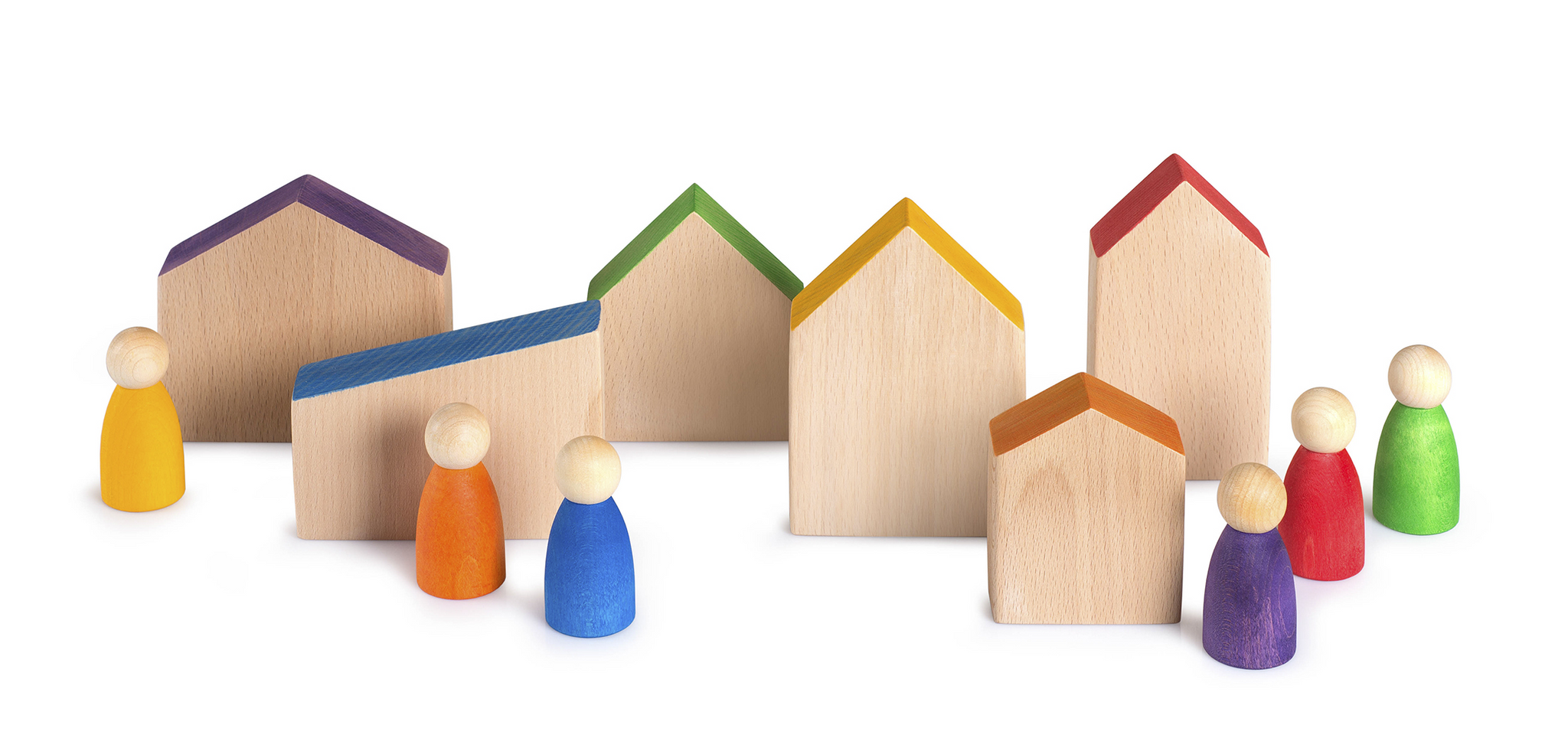 Wood coloured houses and nins - grapat